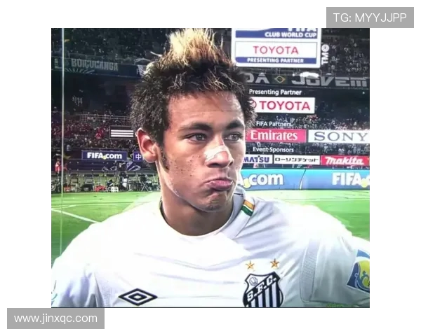 内马尔的足球传奇之路：从巴西小子到全球超级巨星的成长历程